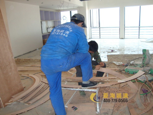 辦公室裝修施工現(xiàn)場
