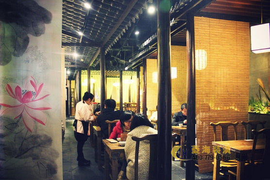 串串香店復(fù)古軟裝設(shè)計